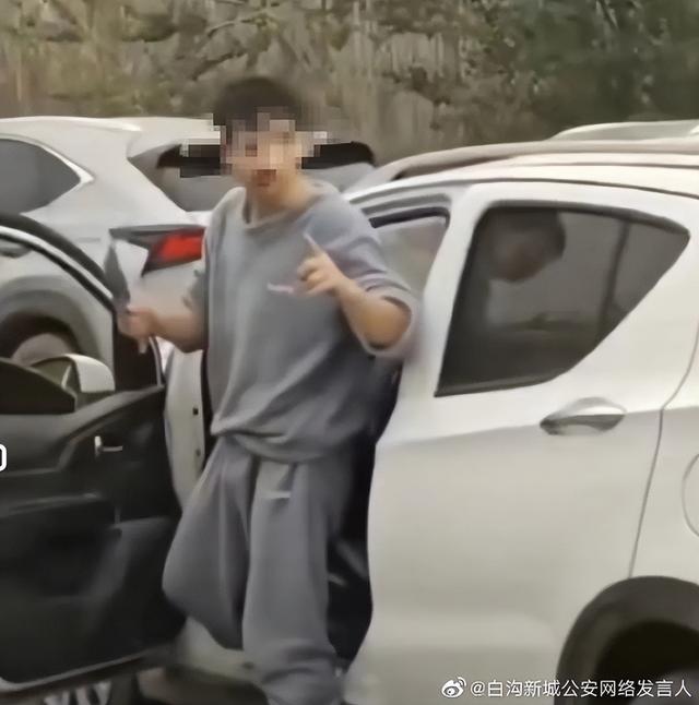 「津云夜读」24小时供热服务电话来了丨寒意来袭!多地气温猛降丨韩国总理公布踩踏事故原因